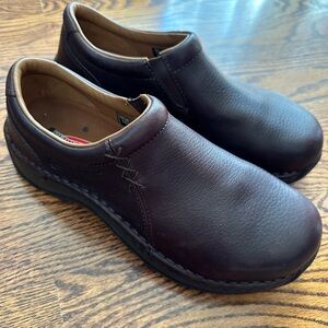 Red Wing 2322 Stichmax Aluminum Toe Safety Slip on Shoe Brown Leather size‎ 7.5B